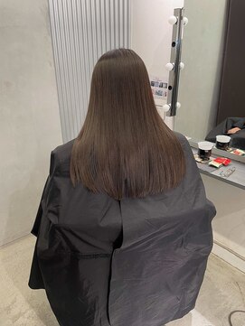 キング 高槻(K!ng) 縮毛矯正髪質改善ハイライトレイヤーカット高槻美容室エクステ