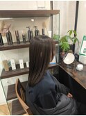 ウィービンググレージュカラーロングヘアー