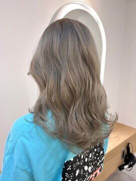 ジーナ 船橋(Zina) 髪質改善＊ロングレイヤーグレーベージュ＊美髪【Zina船橋】