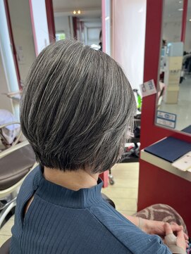 美容室ぱふ 土浦店 ショートボブ
