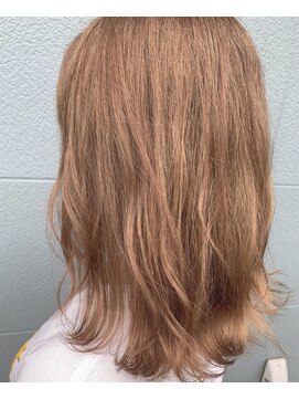 ヘアーデザインサロン スワッグ(Hair design salon SWAG) ベージュ