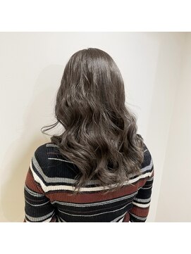 アッシュ 二子玉川店(Ash) ブリーチなしのダブルカラー グレージュ