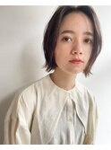 センターパート大人ボブ
