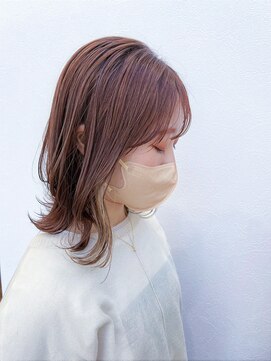 ブーケ(bouquet) 20代30代 ウルフレイヤー 外ハネ くびれ 透明感ベージュカラー