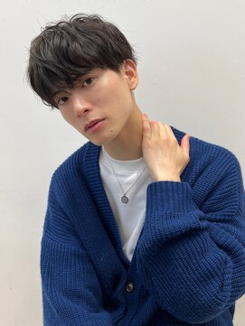 イヴォークトーキョーオーサカ(EVOKE TOKYO osaka) スパイラルパーマ マッシュ 刈上げ ゆるめ