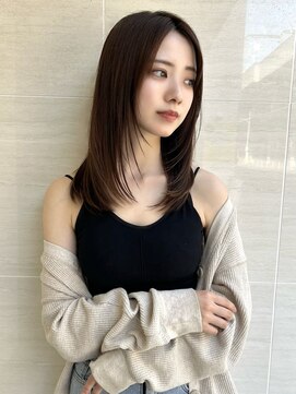 オーロ(ORO) 小顔前髪ワンカールくびレイヤーカット黒髪ネビージュボブルフ