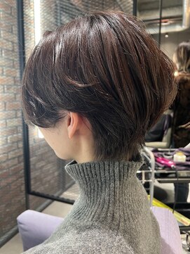 ベイショア(Bay Shore NY) ブルーグレージュステップボーンカットオンブレハンサム