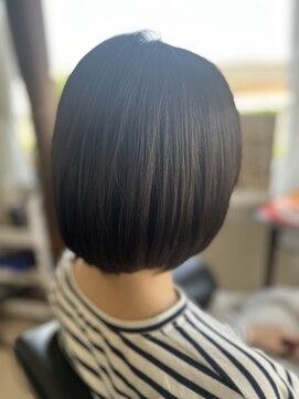 コア フィール ア デイ(COIFFURE A DAY) 【艶サラボブ】M3Dお得クーポン有ります