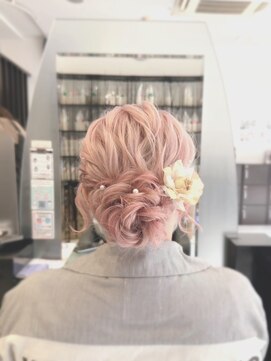 サロン ド ウィズ 西船橋店(Salon de With) フラワーヘアアレンジ