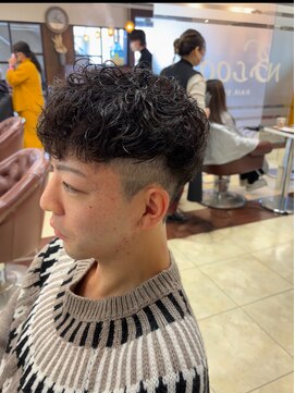 ヘアースペースブルーム ヒーロー 園田店(HAIR SPACE BLOOM hero) スペインカール