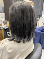 アルファ(alpha)&nbsp;外ハネボブ/美髪/ワイドバング/ホワイトブロンド/イメチェン