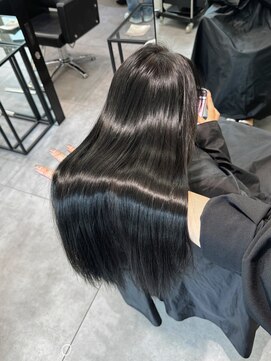 ラボ バイ アンキシム(Labo by AHNKISM) 【髪質改善】縮毛矯正/ストレートパーマ/韓国ヘア/堀江