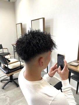 ラフ(LAFF) スキンフェード/ツイスパ/短髪/ベリーショート