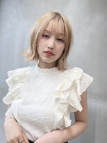 ソース 枚方(SOURCE) ダブルカラー♪外ハネブロンドボブ