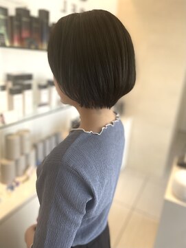 ヒビカ(HIBIKA) ショートボブ