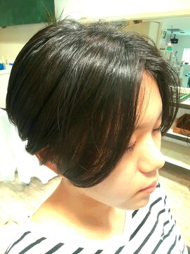 フュゼ(fusee) 前髪長めなグラボブ