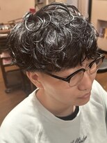ヘアーグロウ&nbsp;波巻きパーマメンズマッシュスパイラルパーマツーブロックメンズ
