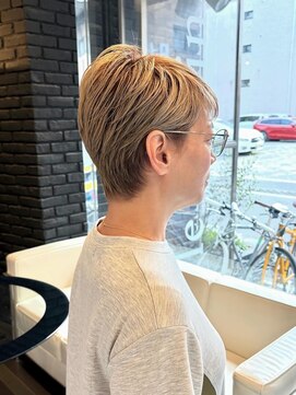 アッシュベージュのベリーショート！