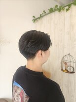 ルヴェール 北方店(LeVert) センター分け サイド流し