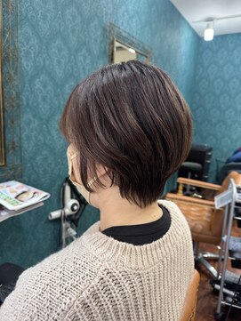 美髪 ヘアサロン(美髪 Hair salon) ショートボブ
