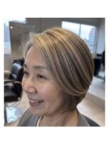 ルーチェ エ マジーア(luce e Magia.)&nbsp;50代・60代のための白髪ぼかしショートカットメッシュ