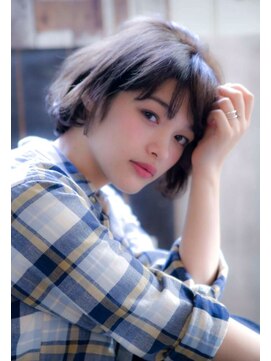 エイミー(Aimee) Aimee ニュアンスショート×アッシュグレージュ