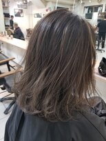 ペネロープ(Penelope)&nbsp;グレイ系ナチュラルハイライト