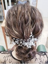 【営業時間外でも予約◎】ヘアメイク・着付けまでトータルOK★前撮りや結婚式など場面に合わせて華やかに！