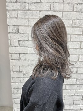 フェリア 松山(Feria) 【Feria松山】ヌーディーベージュハイライト“石田幸輔”