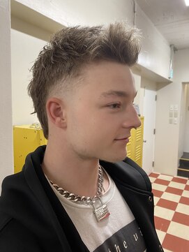 メリケンバーバーショップ トーキョー(MERICAN BARBERSHOP TYO) ハイライト/マッシュパーマ/ウルフ/アッシュブラック8