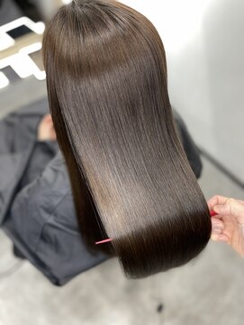 イリス 高槻店 エイジング髪質改善カラーエステ