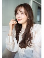 マグノリア オモテサンドウ(MAGNOLiA Omotesando)&nbsp;ふんわり甘い愛されロングパーマ・・・HINATA