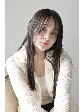 ディッセンバー 神宮前(December) ロングレイヤーシースルーバンググレージュカラー顔周りカット