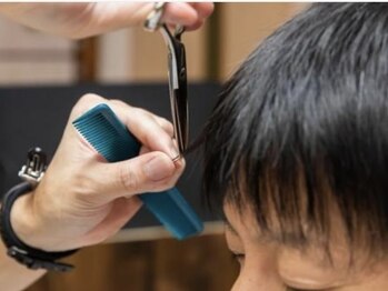 ラピス 白子店の写真/【メンズカット+スキャルプシャンプー ￥3500】幅広い層から圧倒的支持◎束感×似合わせでON/OFFキマる！！