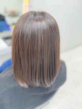 フィゼル 南堀江店(fizelle) ウルティアカラー アッシュブラウン