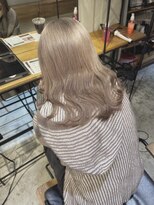 リムレス(LIMLESS)&nbsp;ミルクティーベージュホワイトダブルカラーブリーチ新潟万代