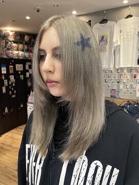 トーキョー オタクヘアー(TOKYO OTAKU HAIR) グレージュ/スターカラー