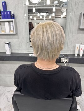 エンディアリング 東銀座(Endearing) レイヤーカット/イメチェン/ホワイトブロンド/シャドウレイヤー