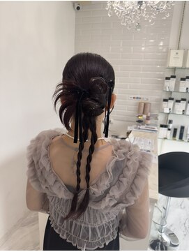 クロス ツー(COROSS2) カチモリヘア/ヘアセット/お呼ばれアレンジ/結婚式ヘア