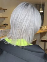 ブレイズヘアー(BLAZEhair) 【真っ白デザイン】ホワイト×ブリーチ3回
