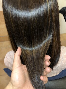 アコンプリッシュ 代官山 恵比寿(accomplish) ミルキーアクアミネコラ