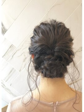 ジーナ 梅田(Zina) 【Zina 梅田】　浴衣にも♪夏の後れ毛アップスタイル