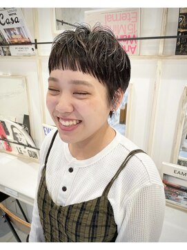 ボコカ(bococa) 前髪パッツン×抜け感ショート