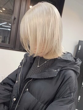 ペレ 渋谷(PELE) Y47_ブロンド ブリーチ2回~