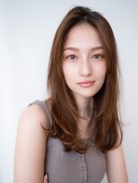 20代30代大人かわいいシルキーベージュ/小顔レイヤーカット