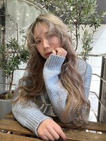 ヘアーアンドメイク ビス(HAIR&MAKE bis) ブリーチあり/ダブルカラー/ホワイトベージュ/【多田華歌】