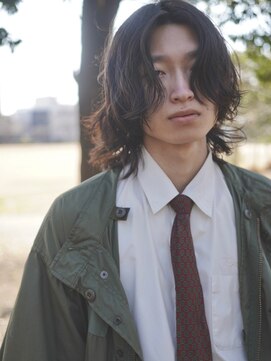 スーク(souq.) ロン毛とパーマ