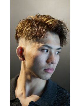 銀座 シノ 本店(shino) スキンフェード×ツイストパーマ×ハイライト