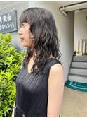 黒髪ミディアムのくせ毛風パーマ/ニュアンスパーマ/顔周り