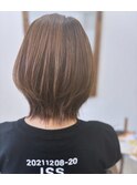 くびれボブ
